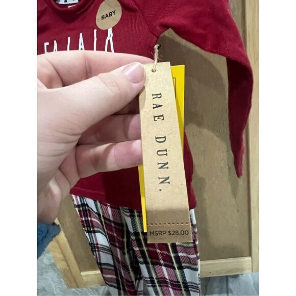 Rae Dunn Fa La La La La Baby Christmas Jammy Set Size 6-9 Month NEW - Picture 4 of 7